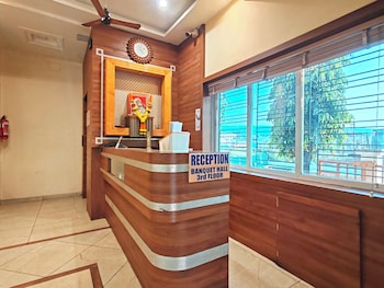 Hotel Meera Regency,,3 star