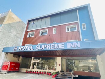 Hotel Supreme Inn,,2 star