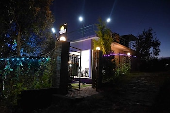 Sanskriti Homestay & Cottage,,2 star