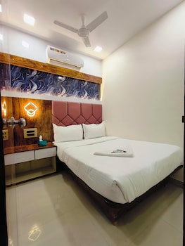 Hotel M R Stay,,3 star