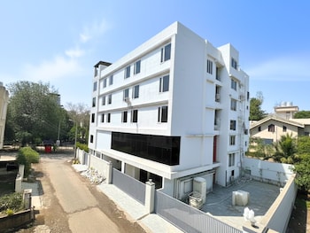 the fern habitat pune mundhwa series by marriott