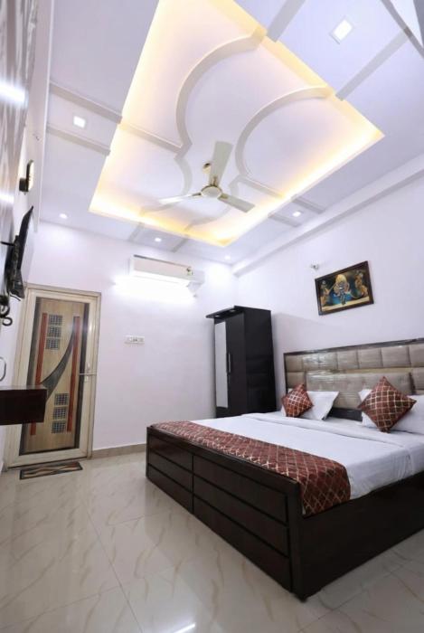 Mahadev P Guest House,,3 star