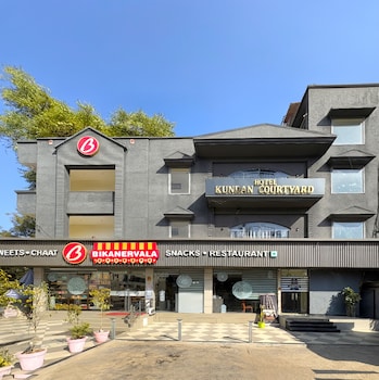 Hotel Kundan Courtyard,,3 star