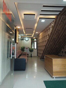 Brajrani Hotel,,2 star