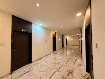 Hotel White Palace,,3 star