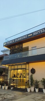 prince diamond boutique hotel
