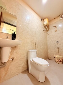 Hotel Sunshine,,2 star