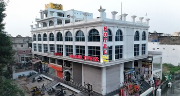 Hotel Raj Residency,,3 star