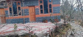 royal parshar lake home stay