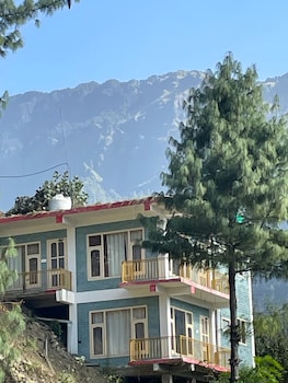 chanon holiday home stay