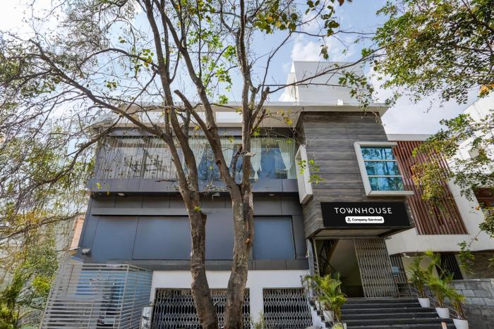 super townhouse bannerghatta hospital road formerly sri sai suites