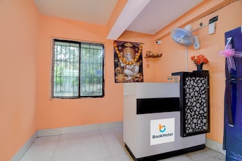 Hotel Avinaav Inn,,2 star