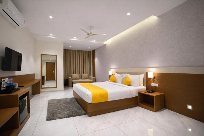 solasta stays and banquet wakad