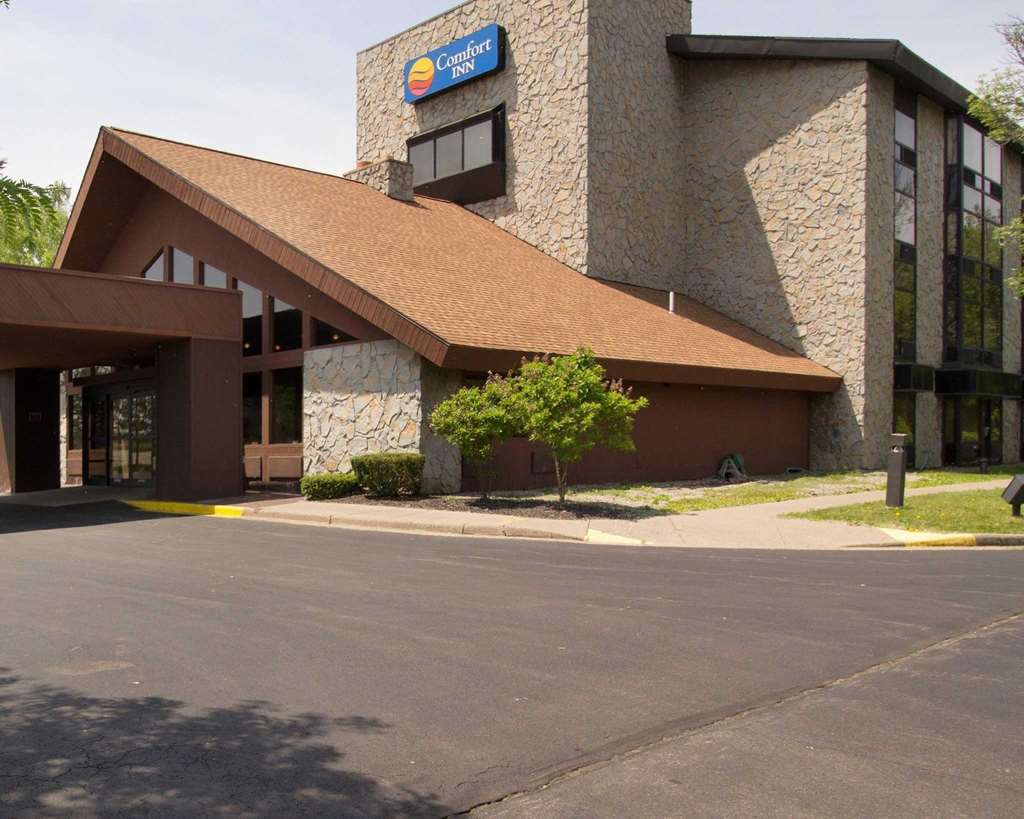comfort inn and suites syracuse carrier circle