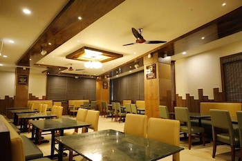 Hotel Grand Inn Jamkhandi,,4 star
