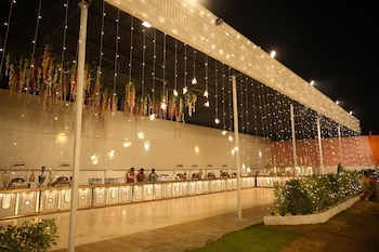 Ravira Resort,,3 star