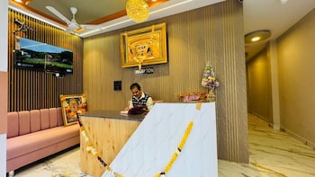 Hotel Shri Kaila Devi,,2 star