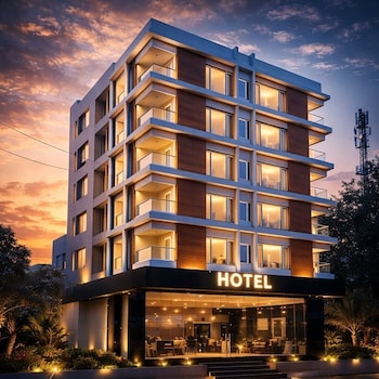 staybird capital business hotel