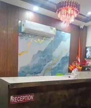 Hotel Jay Palace,,3 star