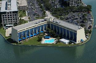doubletree by hilton tampa rocky point waterfront