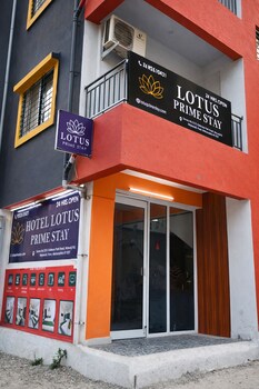hotel lotus prime stay hinjewadi