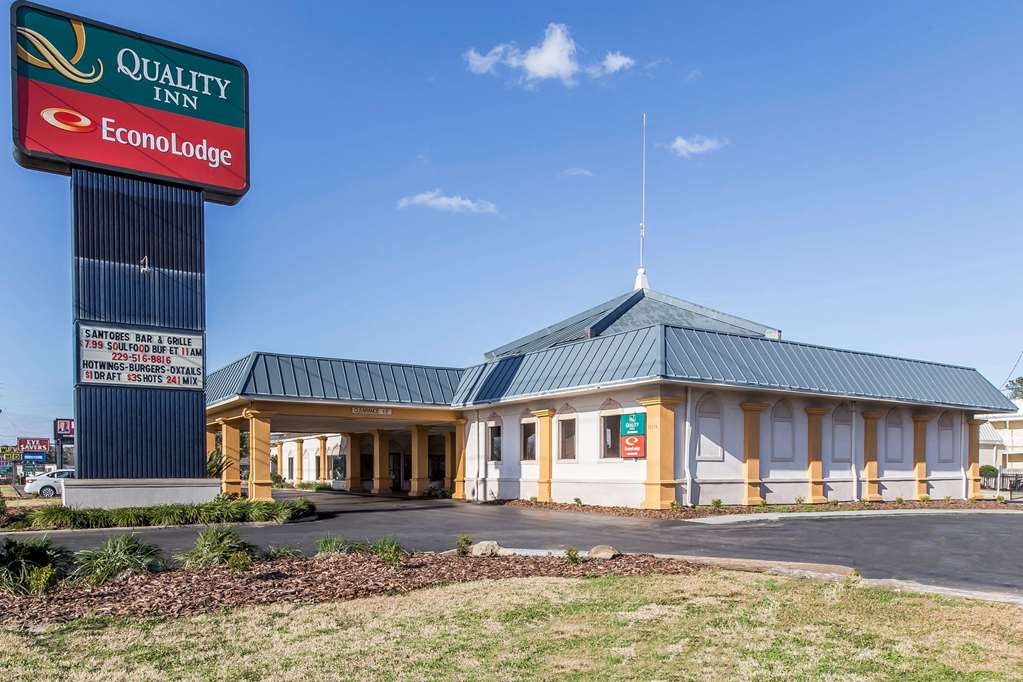 Quality Inn & Suites Conference Center