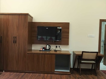 Lotus Feet Inn,,2 star