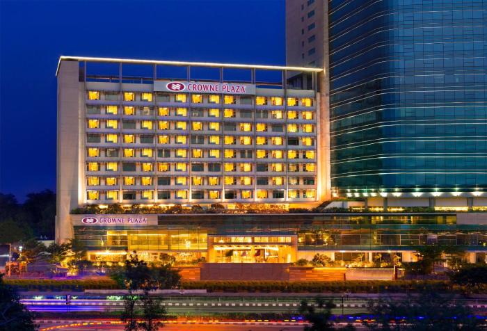 Crowne Plaza Ahmedabad City Centre By Ihg,Sarkhej Gandhinagar Highway, Ahmedabad,5 star