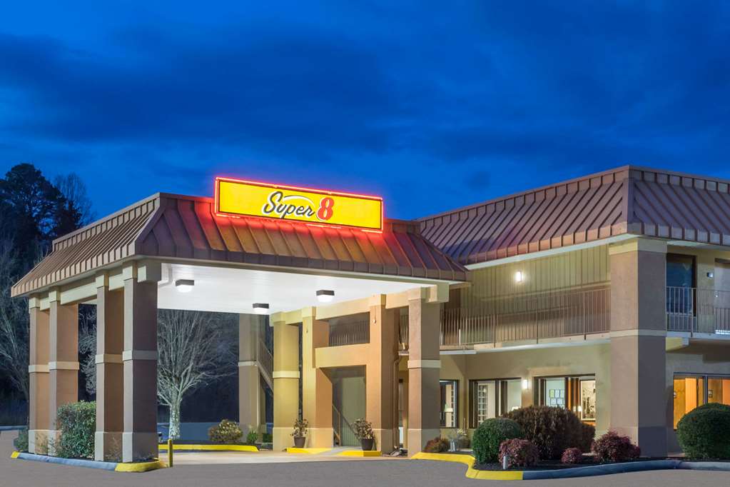Super 8 By Wyndham Knoxville North/Powell