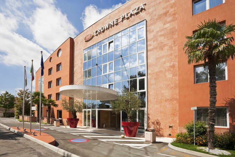 crowne plaza venice east by ihg