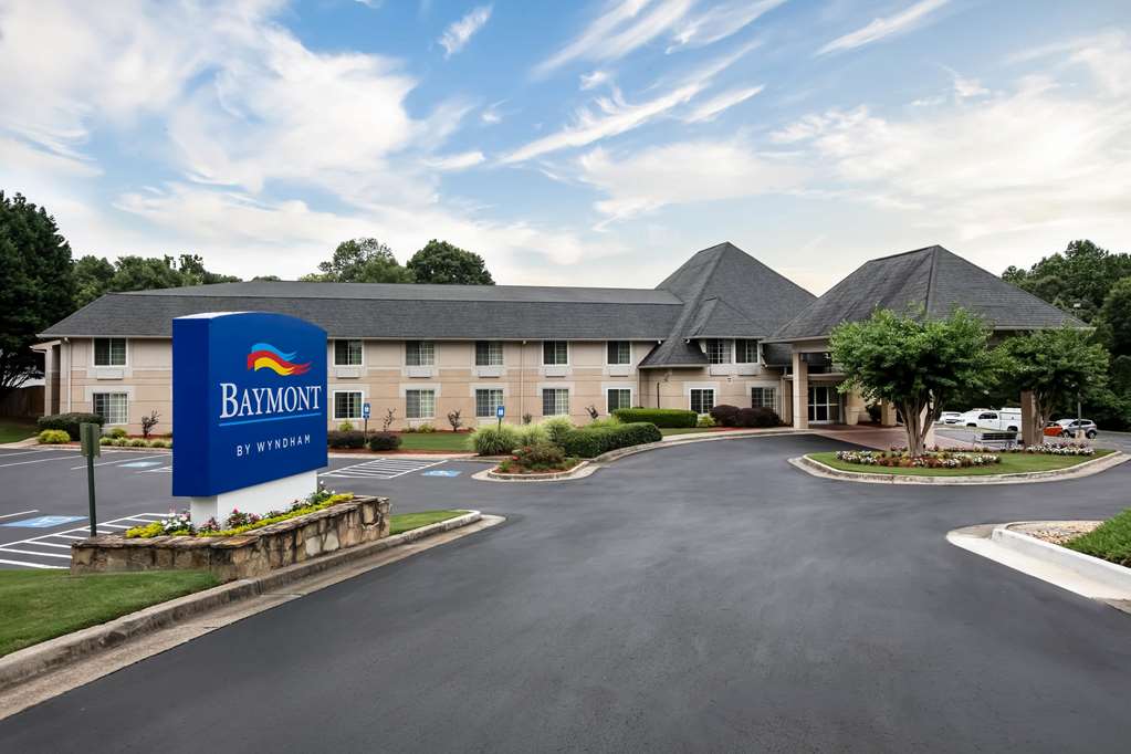Baymont By Wyndham Braselton,Gainesville>>Braselton,2.5 star