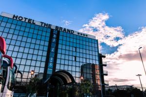 hotel the brand