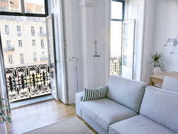 lisbon check in guesthouse