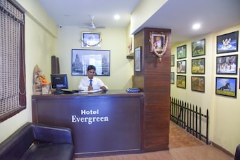 Evergreen Hotel,In Khar (Western Suburbs),4 star