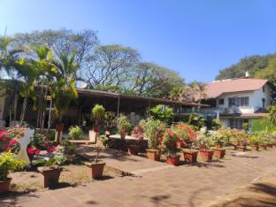 Green Hills Resort,Vasai,3 star