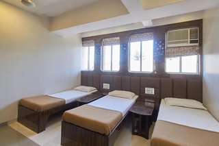 Hotel Gulf,Mumbai>>Colaba,2 star