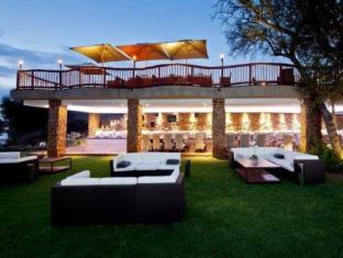 The Blades,Gauteng>>Baviaanspoort,4 star