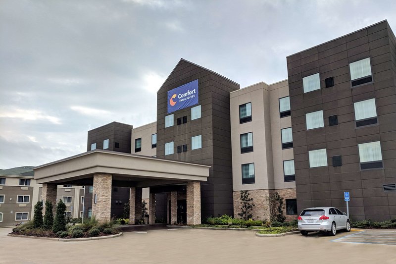 Comfort Inn & Suites,In The City Center,3 star