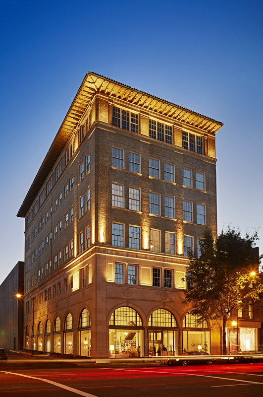 Quirk Hotel