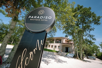 Boutique Hotel Paradiso,Filipini>>Buici,3 star