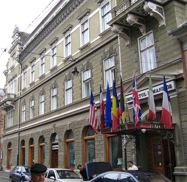 hotel imparatul romanilor