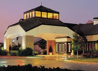 Days Inn And Suites By Wyndham St. Louis/Westport Plaza
