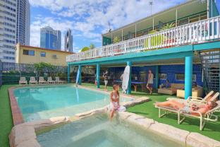 backpackers in paradise resort hostel