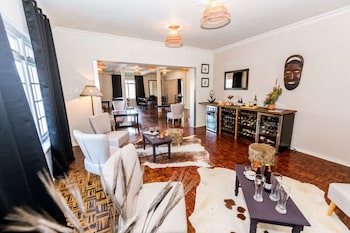 Le Petit Chateau,Durbanville>>Cape Town,4 star