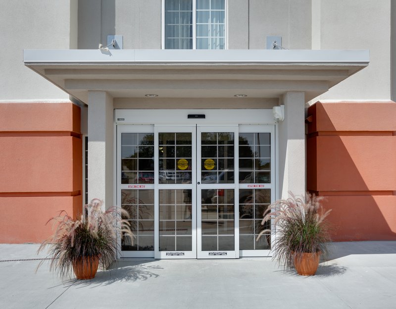 Candlewood Suites Salina, An Ihg Hotel,Salina>>Kansas,2.5 star