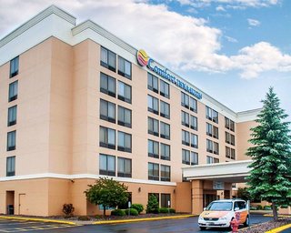 comfort inn and suites watertown 1000 islands