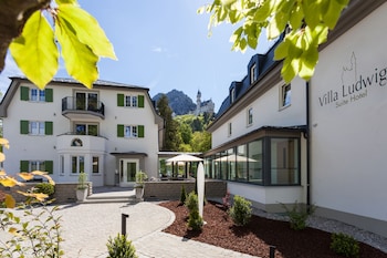 Villa Ludwig Suite Hotel & Chalet,Füssen>>Fuessen,4 star