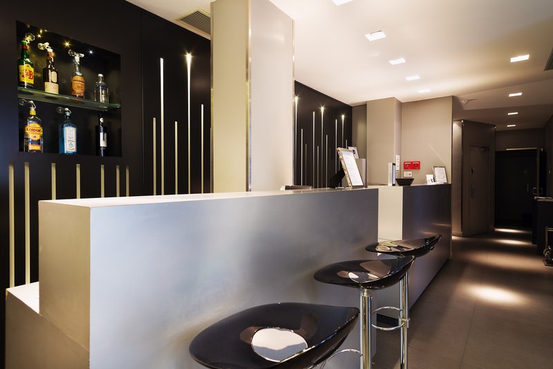 Hotel Arc De Triomphe Etoile,Batignolles>>Arc De Triomphe,4 star