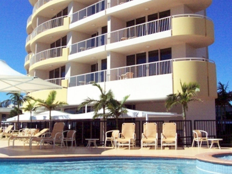 Mantra Twin Towns,Near The Strand,4 star
