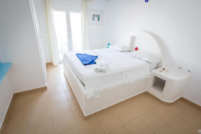 Two Mermaids Hotel,Relief Road,3 star